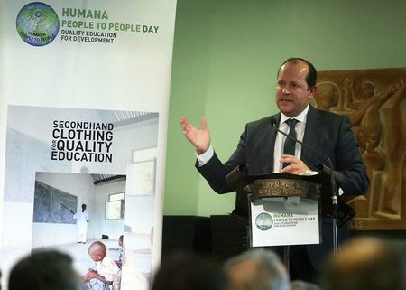 Máis de 41.000 toneladas de téxtil chegan cada ano a Sogama na bolsa negra